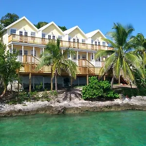 Bluff House & Marina Green Turtle Cay