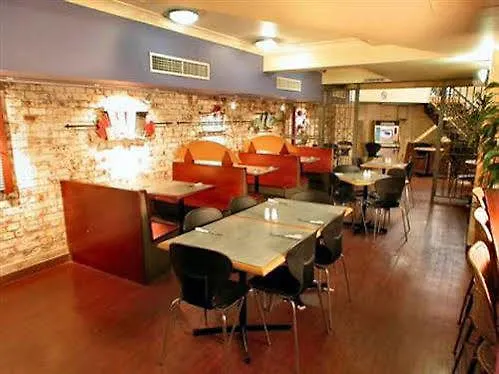 בריסביין Turbot House Hotel