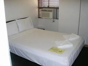בריסביין Turbot House Hotel