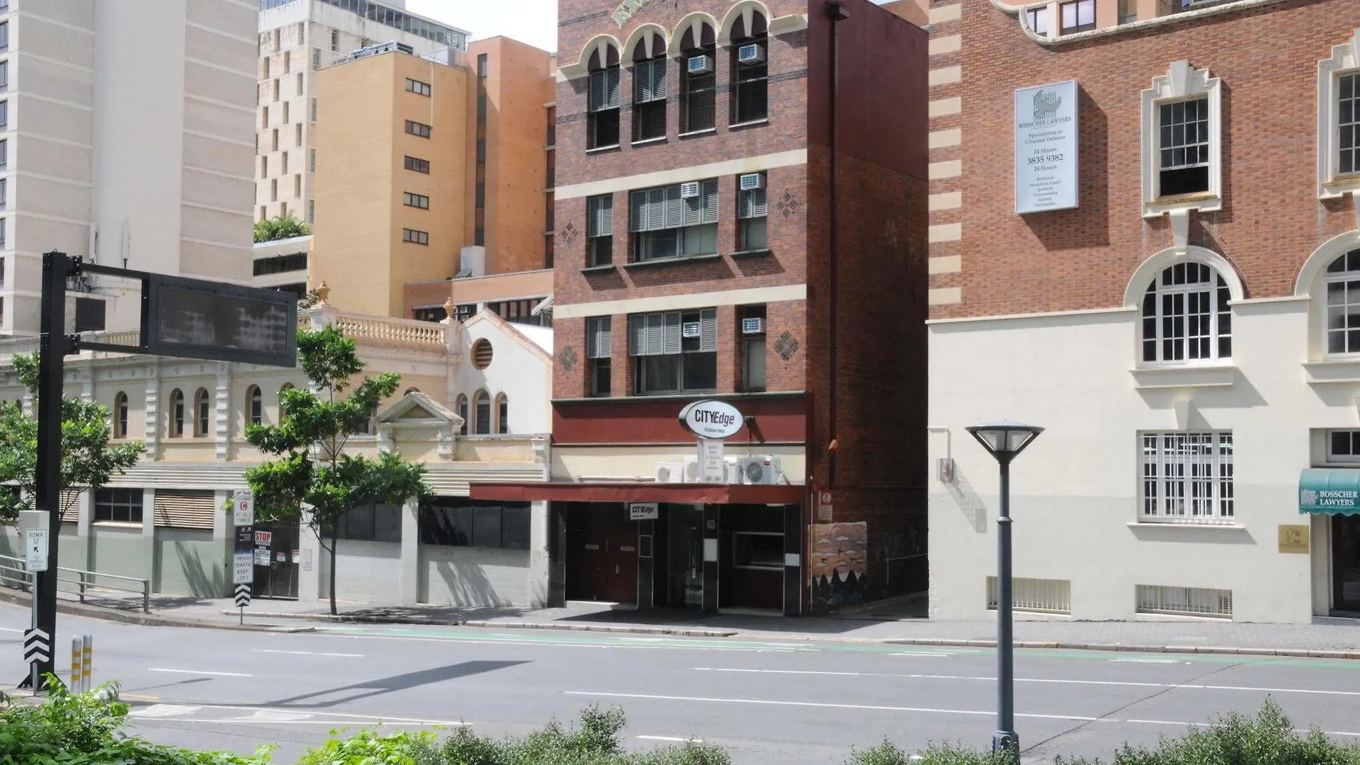 בריסביין Turbot House Hotel