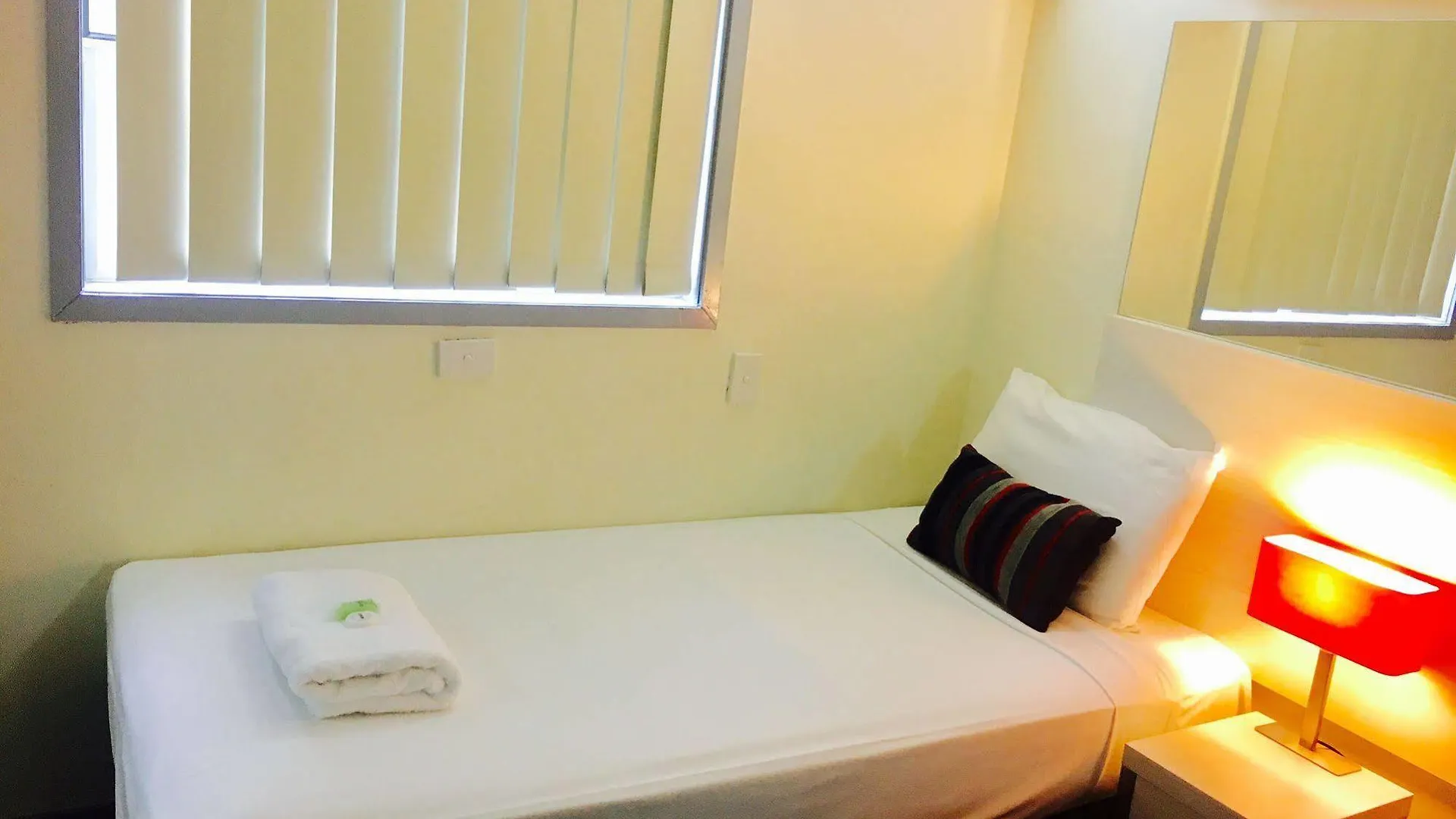 בריסביין Turbot House Hotel